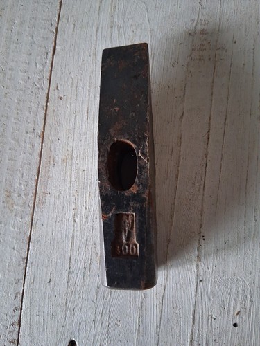Alter hammer ohne - alter,